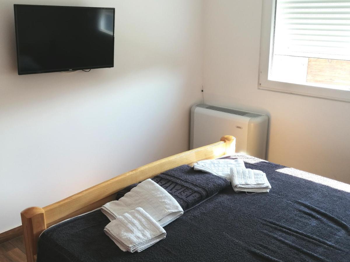 Vas Kutak - Sobe Lux Za Izdavanje Motel Obrenovac  Eksteriør bilde